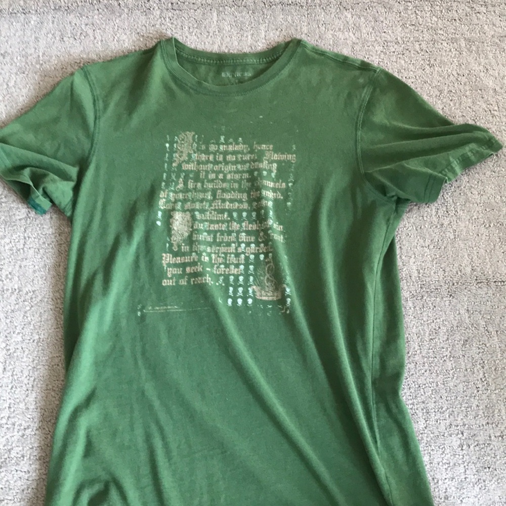 Express Gold graphic tee